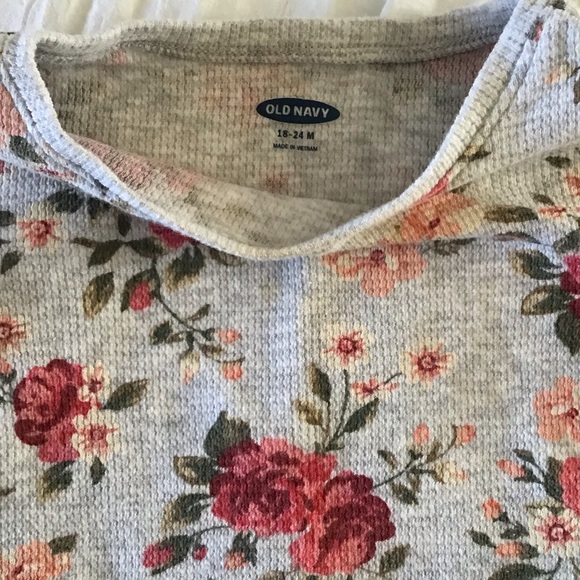 Toddler Old Navy Outfit - Picture 3 of 3